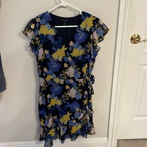 Floral banana republic wrap dress. Size 10P